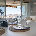 Daire One Bedroom Next To The Port *