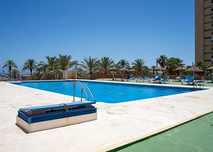 One Bedroom Next To The Port * Fuengirola