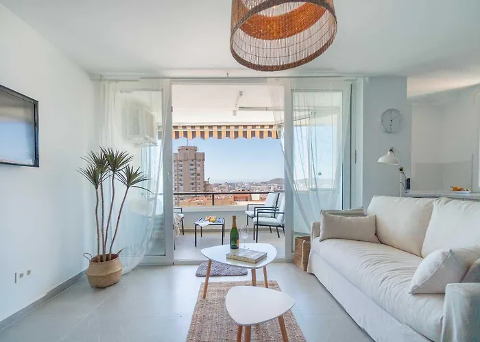 One Bedroom Next To The Port