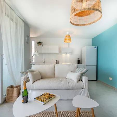 One Bedroom Next To The Port * Fuengirola
