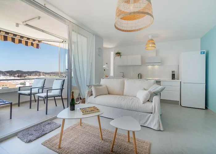 One Bedroom Next To The Port * Fuengirola