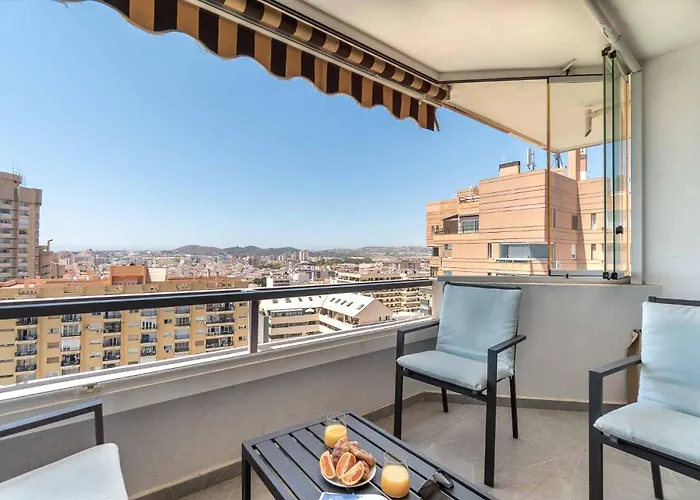 Apartment One Bedroom Next To The Port Fuengirola