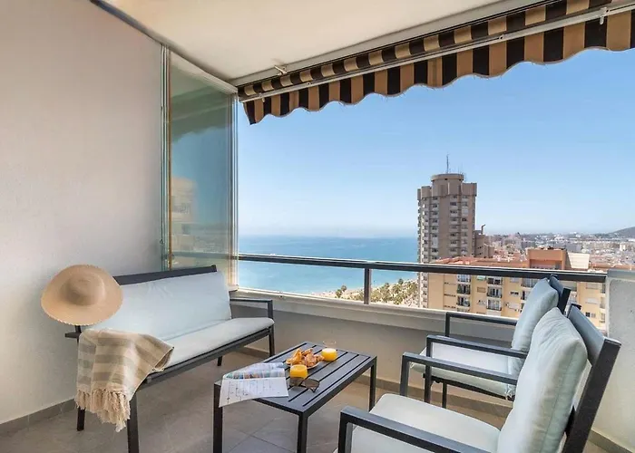 One Bedroom Next To The Port *